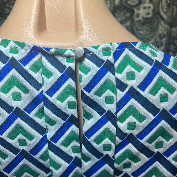 Banana Republic Women's Blue and Green Geometric Print Ruffle Sleeve Blouse - Picture 4 of 7